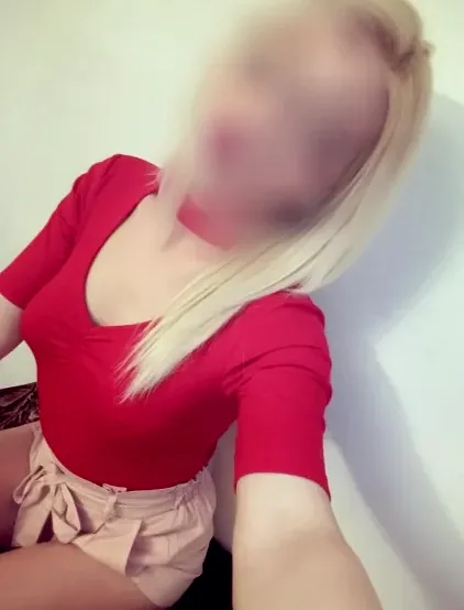 Emma, 34
