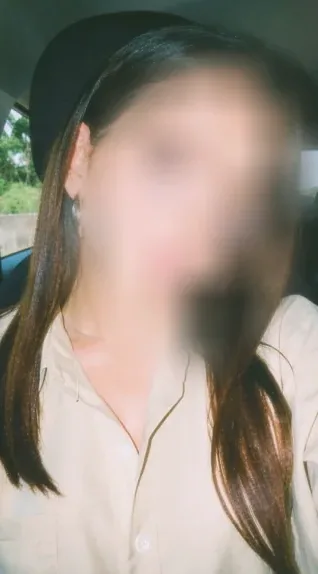 Leyla, 25
