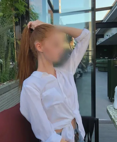 Milica, 23